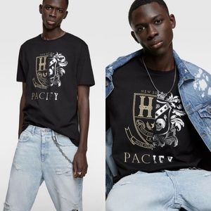 Zara  men’s top Pacify graphic print size Medium